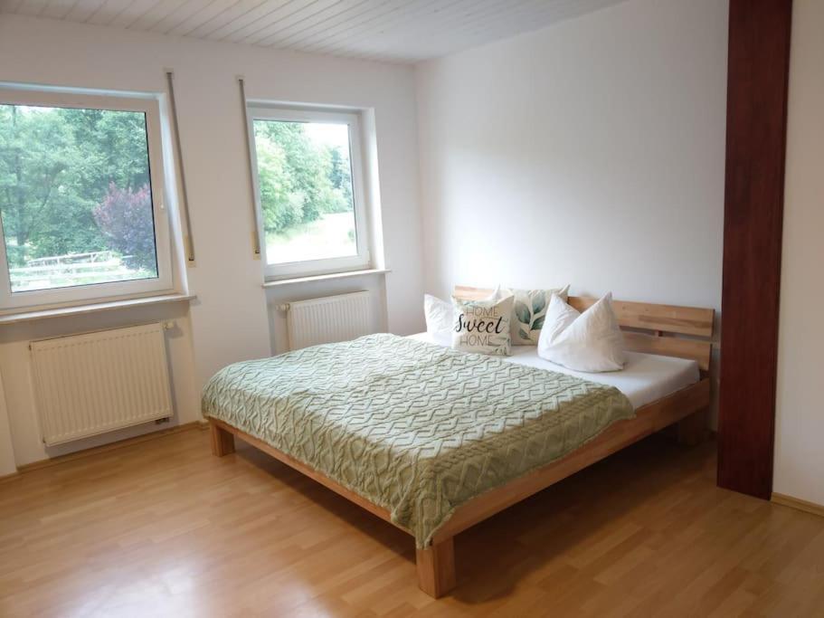 Wald-Apartment Limabach - Oberfrohna Buitenkant foto